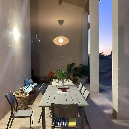 Maison Avec Vue Et Piscine Holiday home