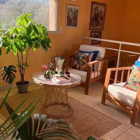 Maison Avec Vue Et Piscine * Sainte-Camelle