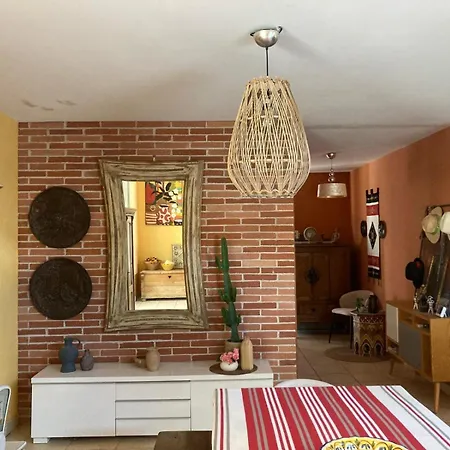 Maison Avec Vue Et Piscine Holiday home